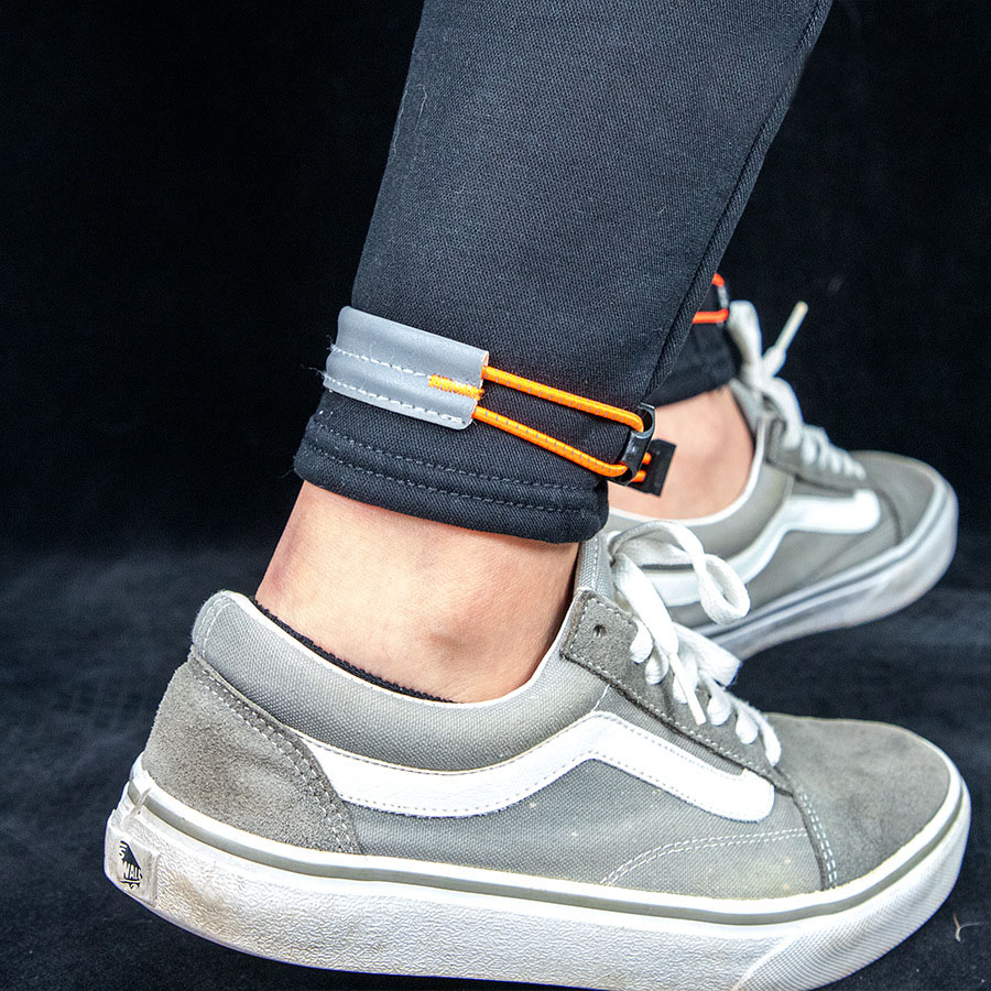 Elastic Reflective Cycling Leg - огляд і ціна Cycling Gear